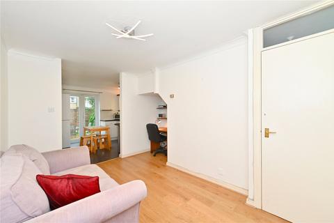 14 Blyth Close, London, E14 3DU