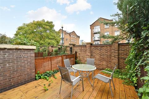 14 Blyth Close, London, E14 3DU