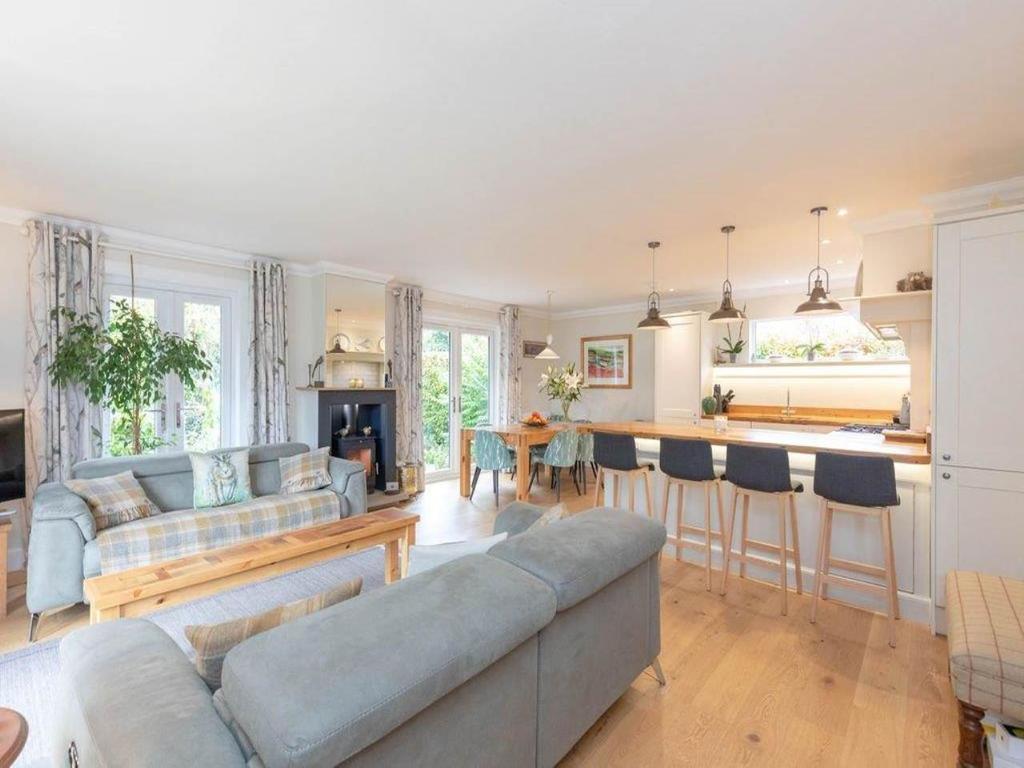 The Dean, East Linton, East Lothian 3 bed house £1,395 pcm (£322 pw)