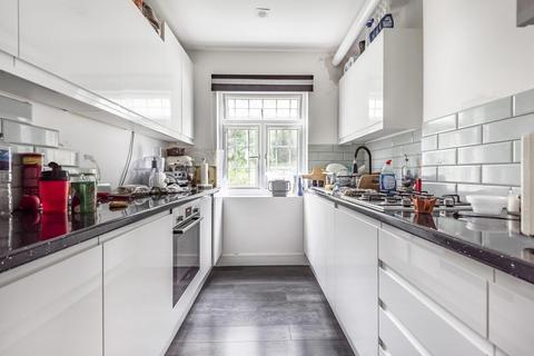 Flat 3, Ethelbert Court, 9 Ethelbert Road, Bromley, BR1 1HZ