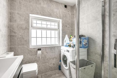 Flat 3, Ethelbert Court, 9 Ethelbert Road, Bromley, BR1 1HZ