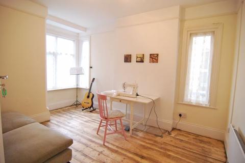 130 Calton Road, Gloucester, GL1 5ER