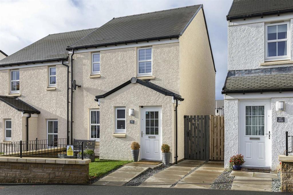 46 Knoll Park, Galashiels, TD1 2TF 3 bed house £145,000