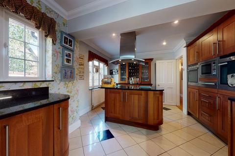 1 The Stables, Eastleigh House Bartons Road, Havant, PO9 5NA