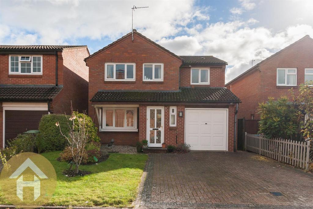 Glebe Road, Royal Wootton Bassett SN4 7 4 bed detached house for sale £365,000