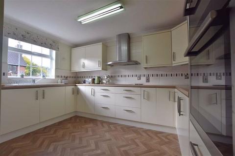 1 Combrook Close, Abbeymead, Gloucester, GL4 5UN