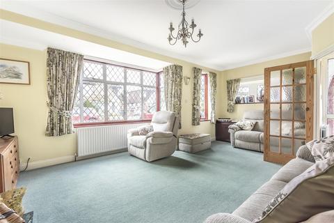45 Rutherwyke Close, Epsom, KT17 2NA