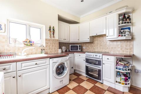 45 Rutherwyke Close, Epsom, KT17 2NA