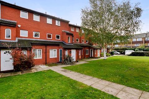 20 Deans Gate Close, London, SE23 2XX