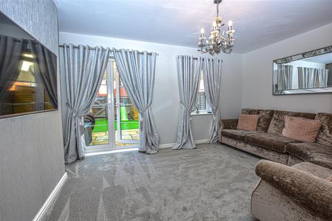 31 Eustace Crescent, Strood, Rochester, ME2 2GL