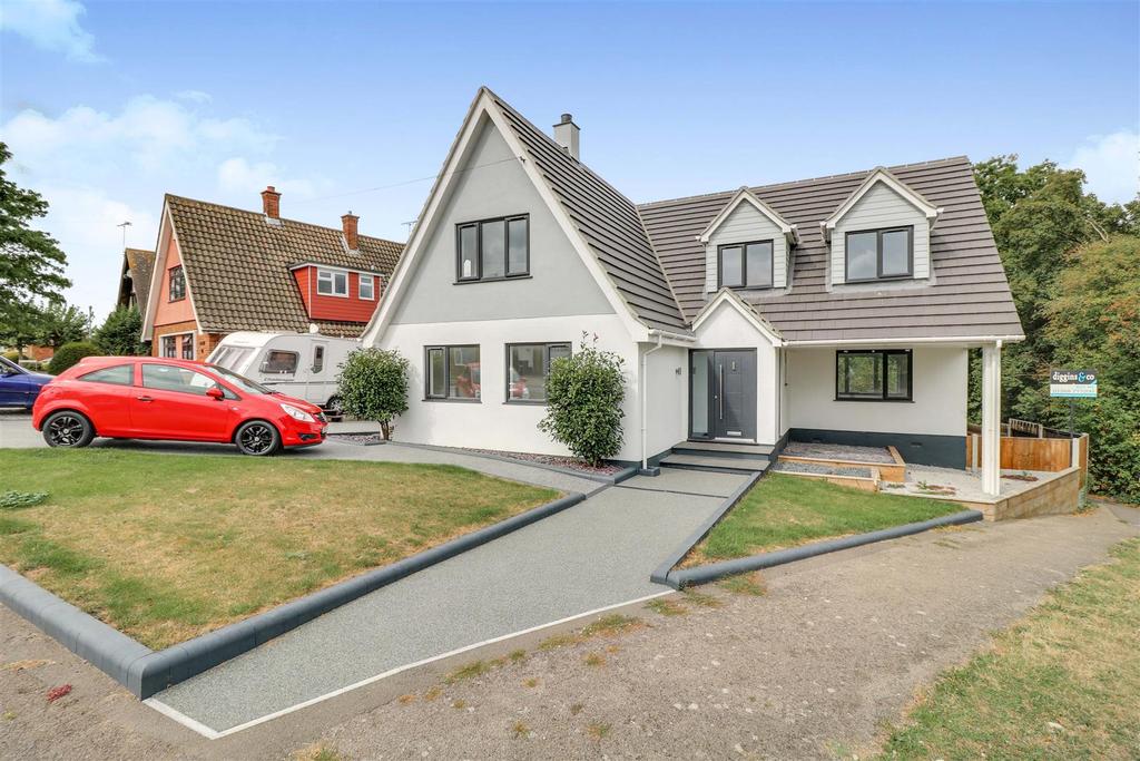Upper Lambricks, Rayleigh 4 bed detached house £700,000