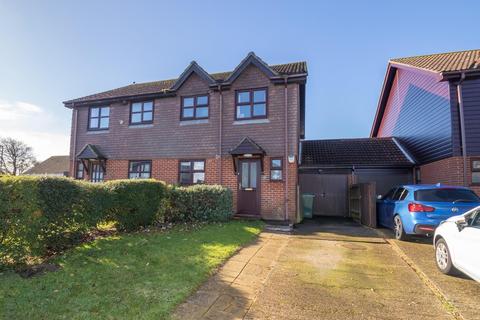 2 Cricketers Close, Hawkinge, Folkestone, CT18 7NH