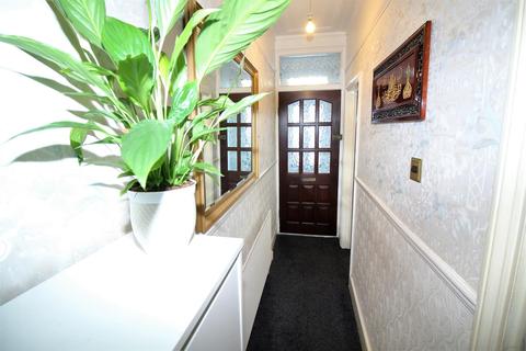 59 Salcombe Road, London, E17 8JH