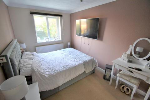 3 Cheviot Close, Eastbourne, BN23 8ET