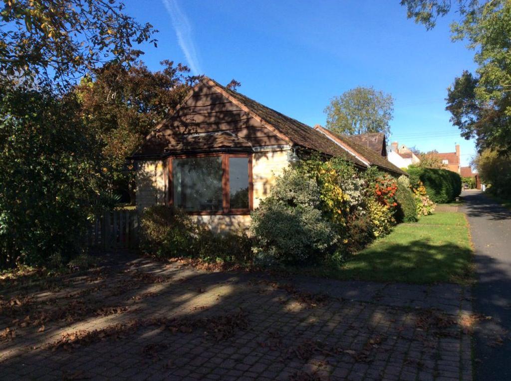 Ardens Grafton, Alcester, Warwickshire 2 bed barn conversion £850 pcm