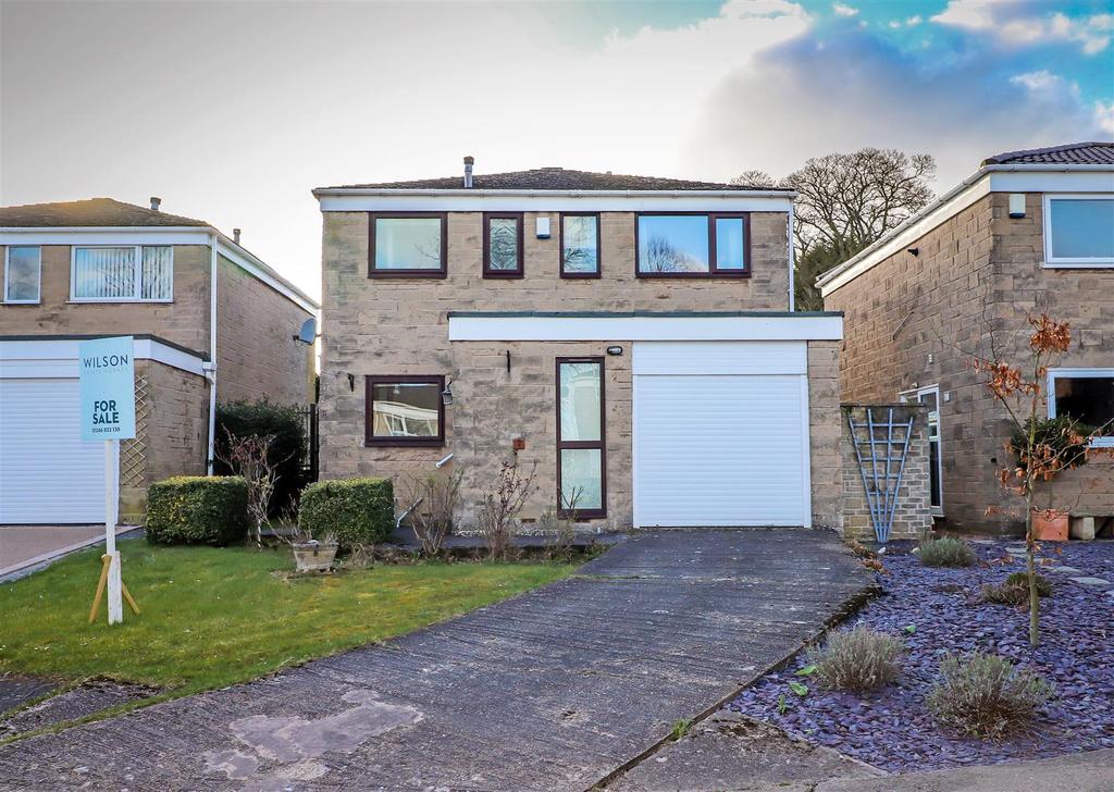 Vicarage Close, Heath, Chesterfield 3 bed detached house £215,000