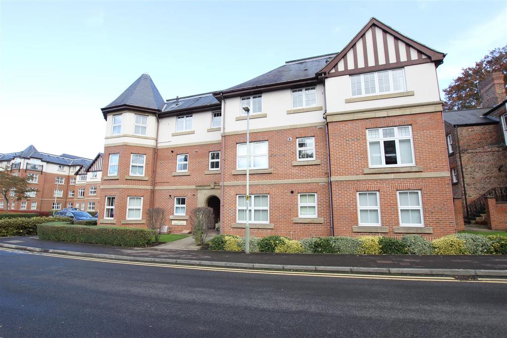 Trinity Mews, Darlington 3 bed apartment £200,000