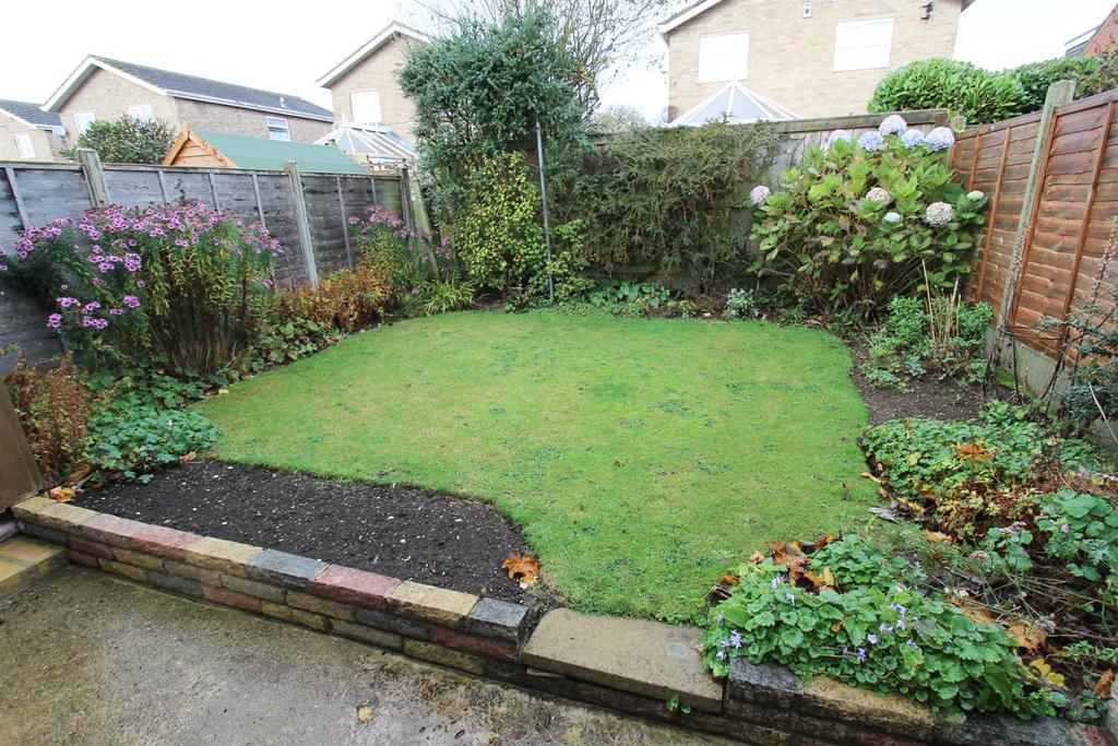 Rosewood Close, Bridlington 2 bed semidetached house £134,950