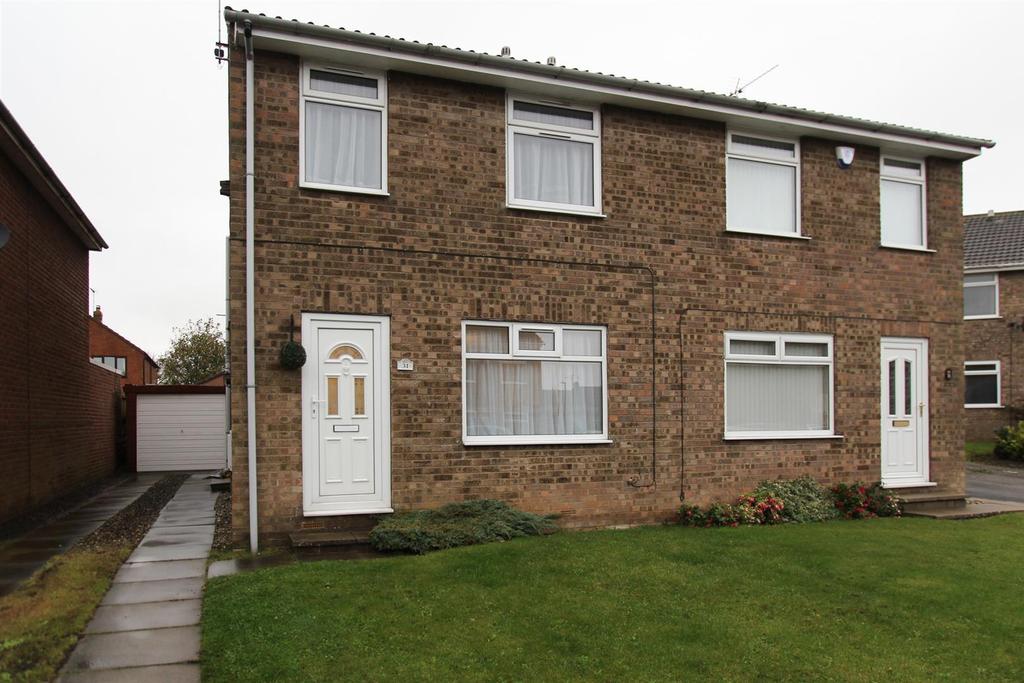 Parkfield Drive, Bridlington 3 bed semidetached house £139,950