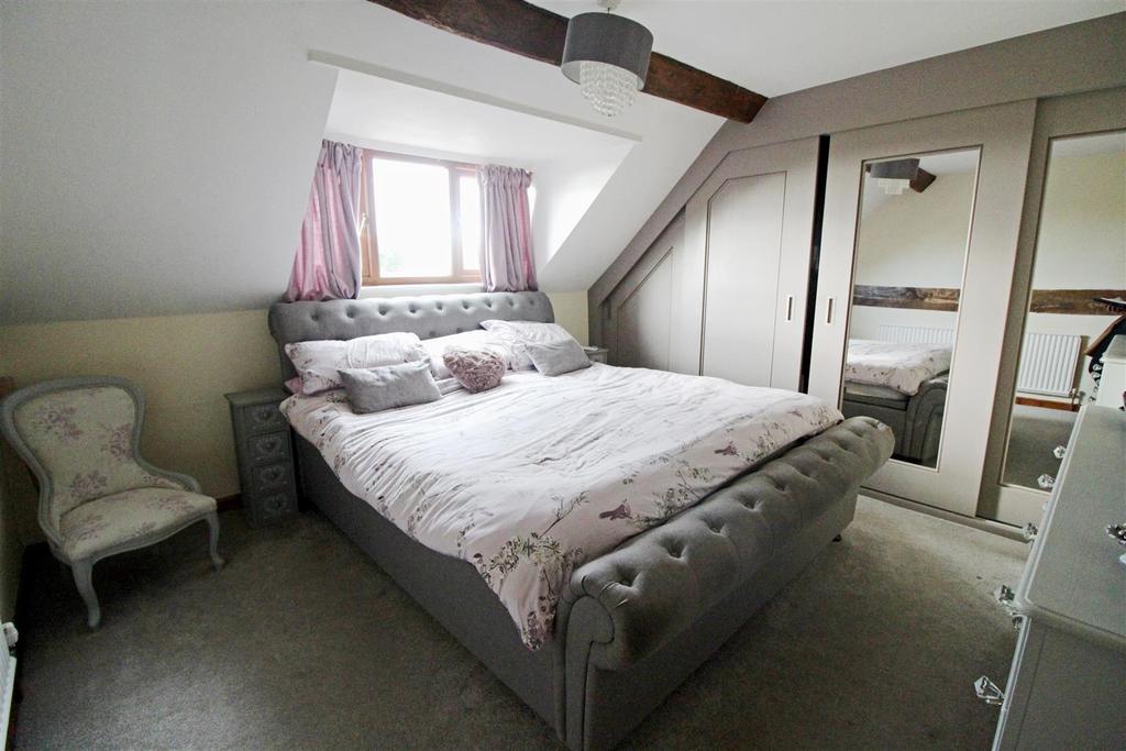 Bedroom 2.jpg