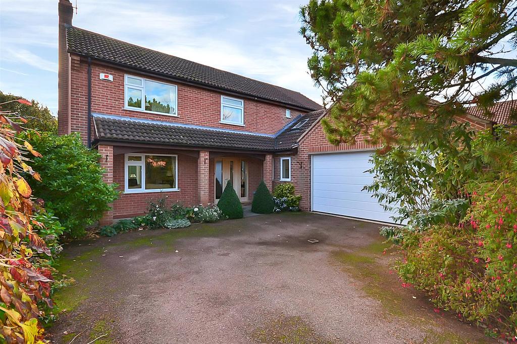 Longmead Drive, Fiskerton, Southwell 4 bed detached house £450,000
