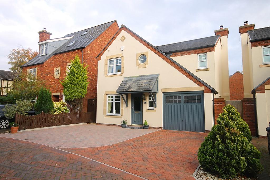 Stockdale Drive, Great Sankey, Warrington, WA5 4 bed detached house £