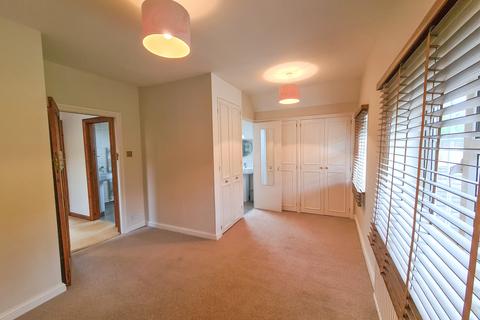 39 Ouseley Road, Wraysbury, Staines-upon-thames, TW19 5JB
