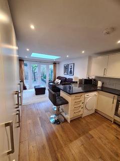 5 bedroom terraced house to rent, Harefields,  North Oxford,  OX2