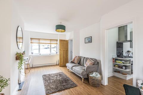 112 Hermitage Road, London, SE19 3JS