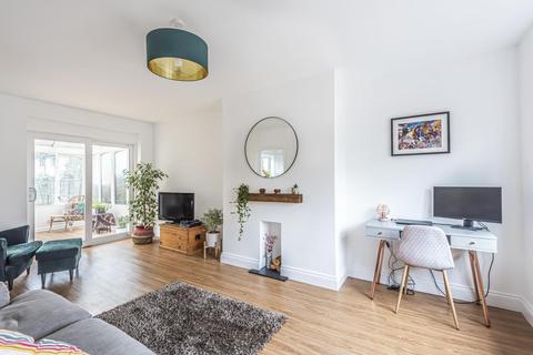 112 Hermitage Road, London, SE19 3JS
