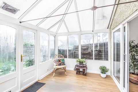 112 Hermitage Road, London, SE19 3JS