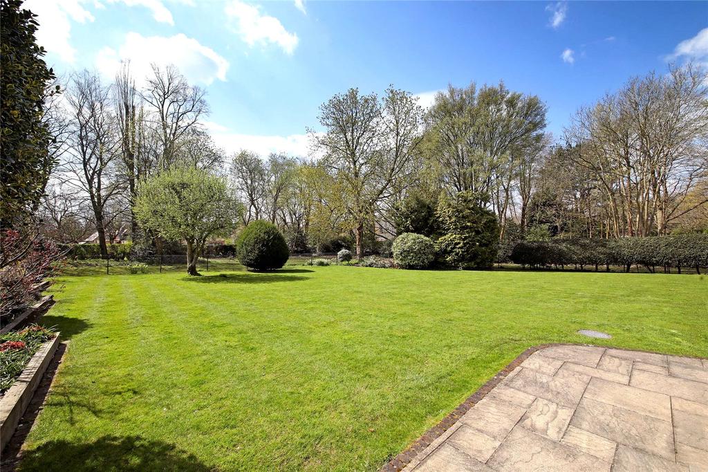 Longwood Drive, Jordans, Beaconsfield, Buckinghamshire, HP9 5 bed