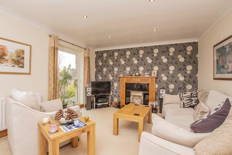 27 Crofts Avenue, Corbridge, NE45 5LZ