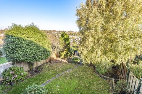 26 Chapmans Crescent, Chesham, HP5 2QT