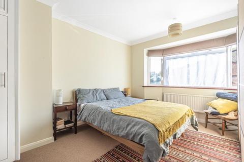 26 Chapmans Crescent, Chesham, HP5 2QT