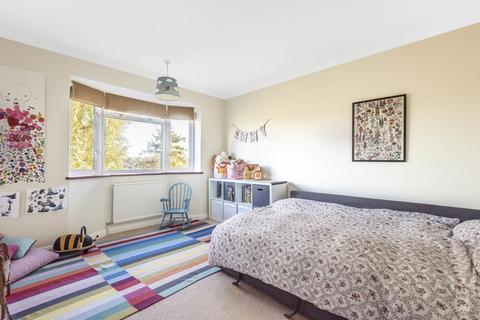 26 Chapmans Crescent, Chesham, HP5 2QT