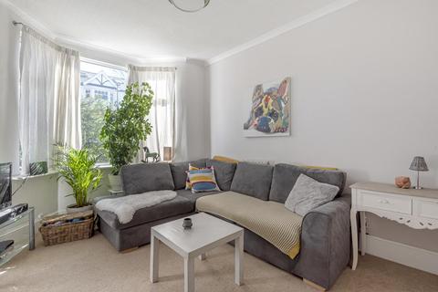 19 Lewis Gardens, London, N2 9AN