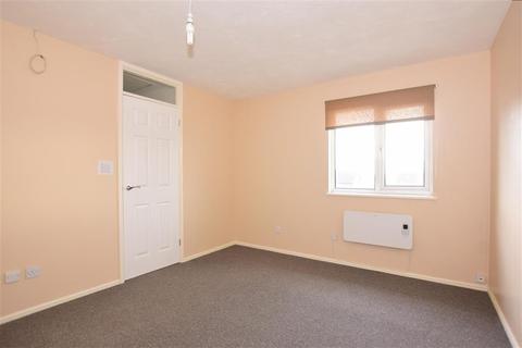 29 Harvel Avenue, Rochester, ME2 3JU