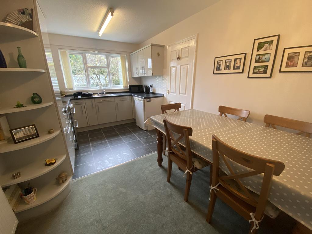 28 Goodwood Park Road, Northam, Bideford 3 bed detached bungalow £369,500