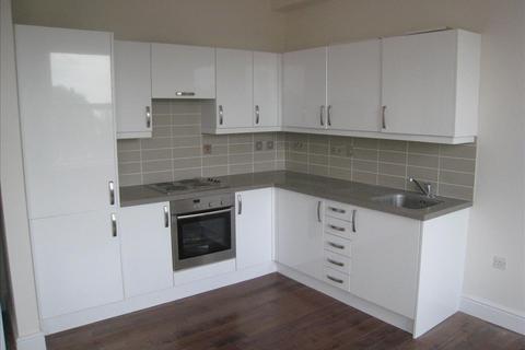 2 bedroom flat to rent, East Hill, Wandsworth, London, SW18