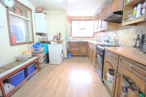385 Strone Road, London, E12 6TW