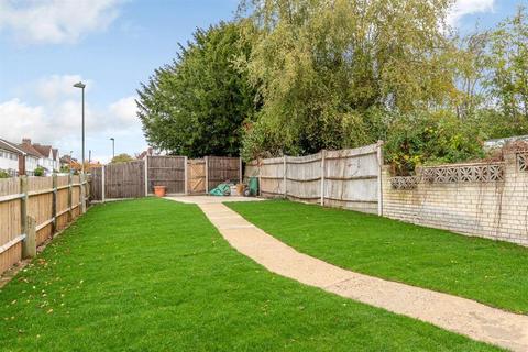 107 Green Lane, Chislehurst, BR7 6AT