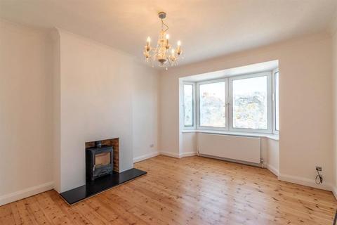 107 Green Lane, Chislehurst, BR7 6AT