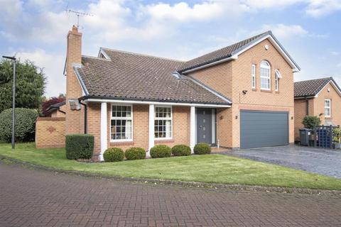 8 Beaufont Gardens, Bawtry, Doncaster, DN10 6RT