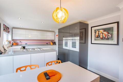 8 Beaufont Gardens, Bawtry, Doncaster, DN10 6RT