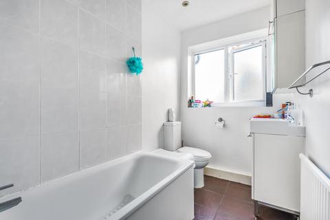 30 Dockwell Close, Feltham, TW14 0QA
