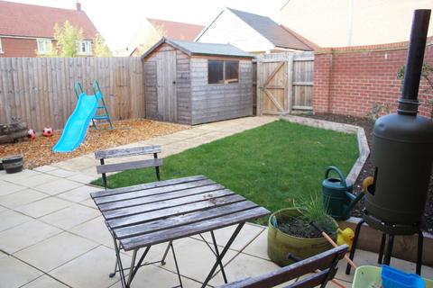 18 Caber Walk, Bedford, MK40 4TG