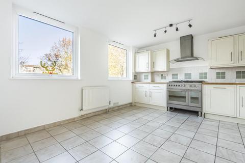 3 bedroom flat to rent, Barnwood Close,  Maida Vale,  W9
