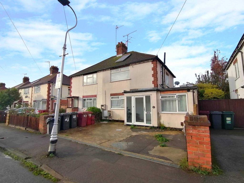 Nelson Road, Reading 1 bed flat £500 pcm (£115 pw)