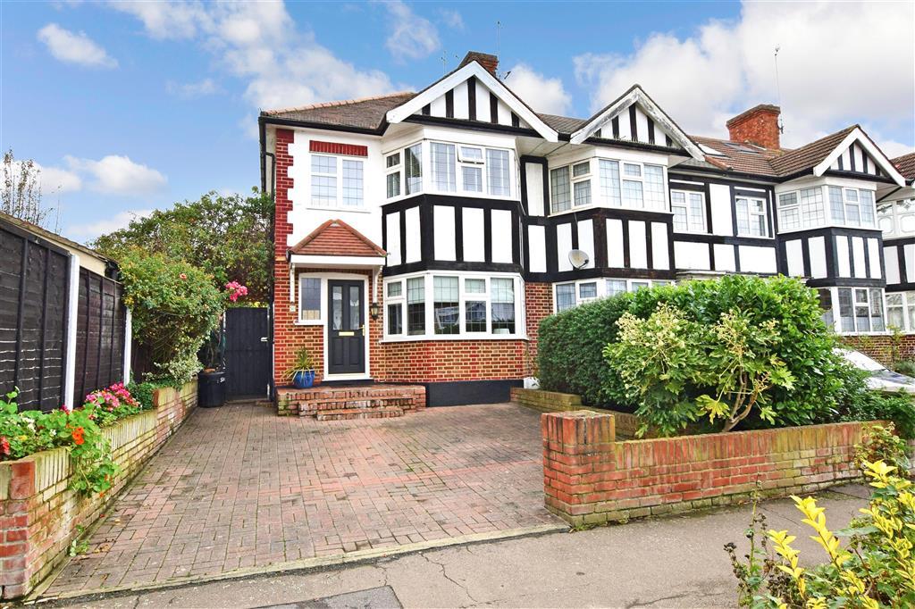 Elmcroft Avenue, Wanstead 3 bed end of terrace house £800,000